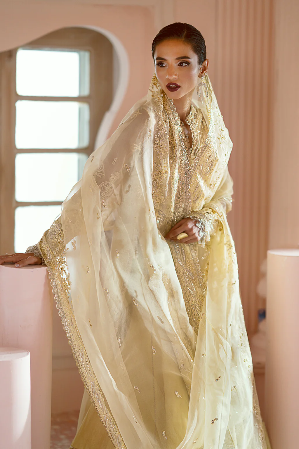 Leia - Image 6